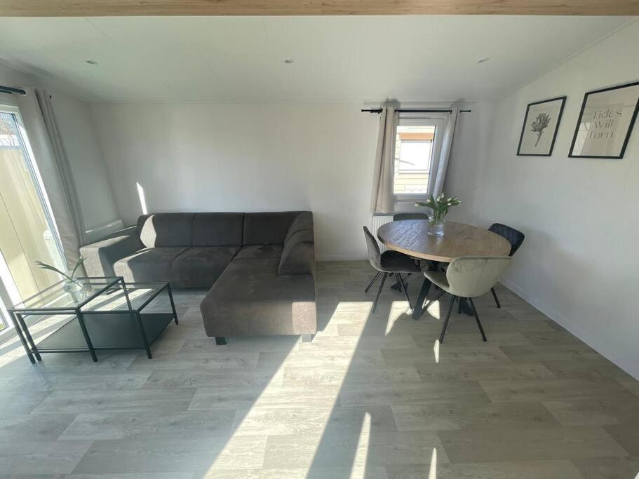 Cozy Chalet At The Beach In Petten, Netherlands 외부 사진