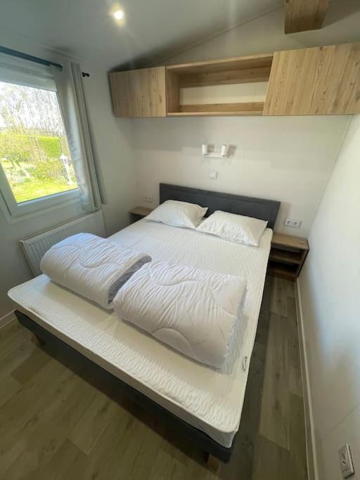 Cozy Chalet At The Beach In Petten, Netherlands 외부 사진