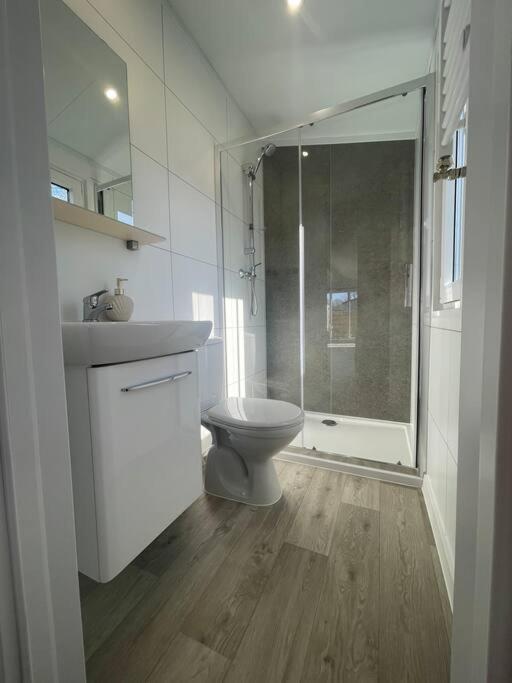 Cozy Chalet At The Beach In Petten, Netherlands 외부 사진